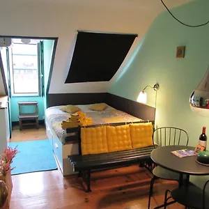 https://lisbon-heart-apartments-green-apartment-by-lovelystay.hotels-lisbon-portugal.com
